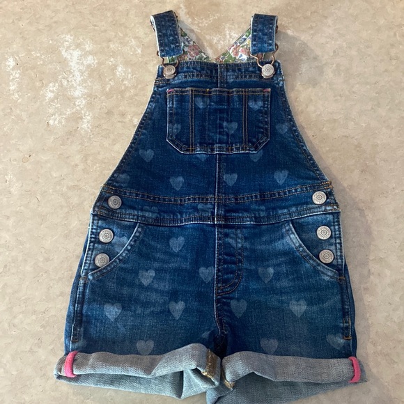 Mini Boden Mid Vintage Blue Girls' Heart Print Short Dungarees - Picture 4 of 13